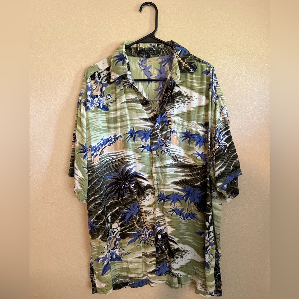 FERROUS Men’s XL Aloha Hawaiian Short Sleeved Button Down Shirt